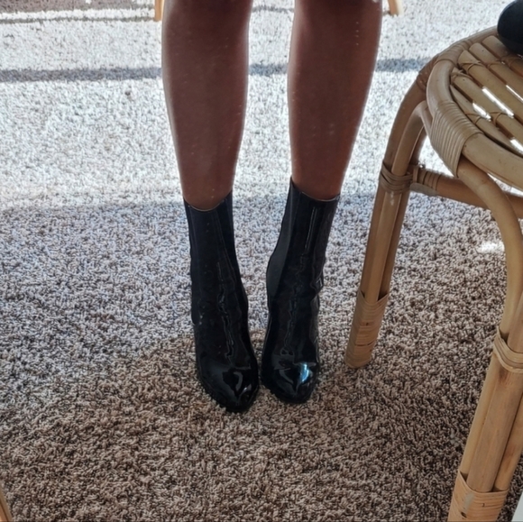 Chanel boots - Picture 11 of 15